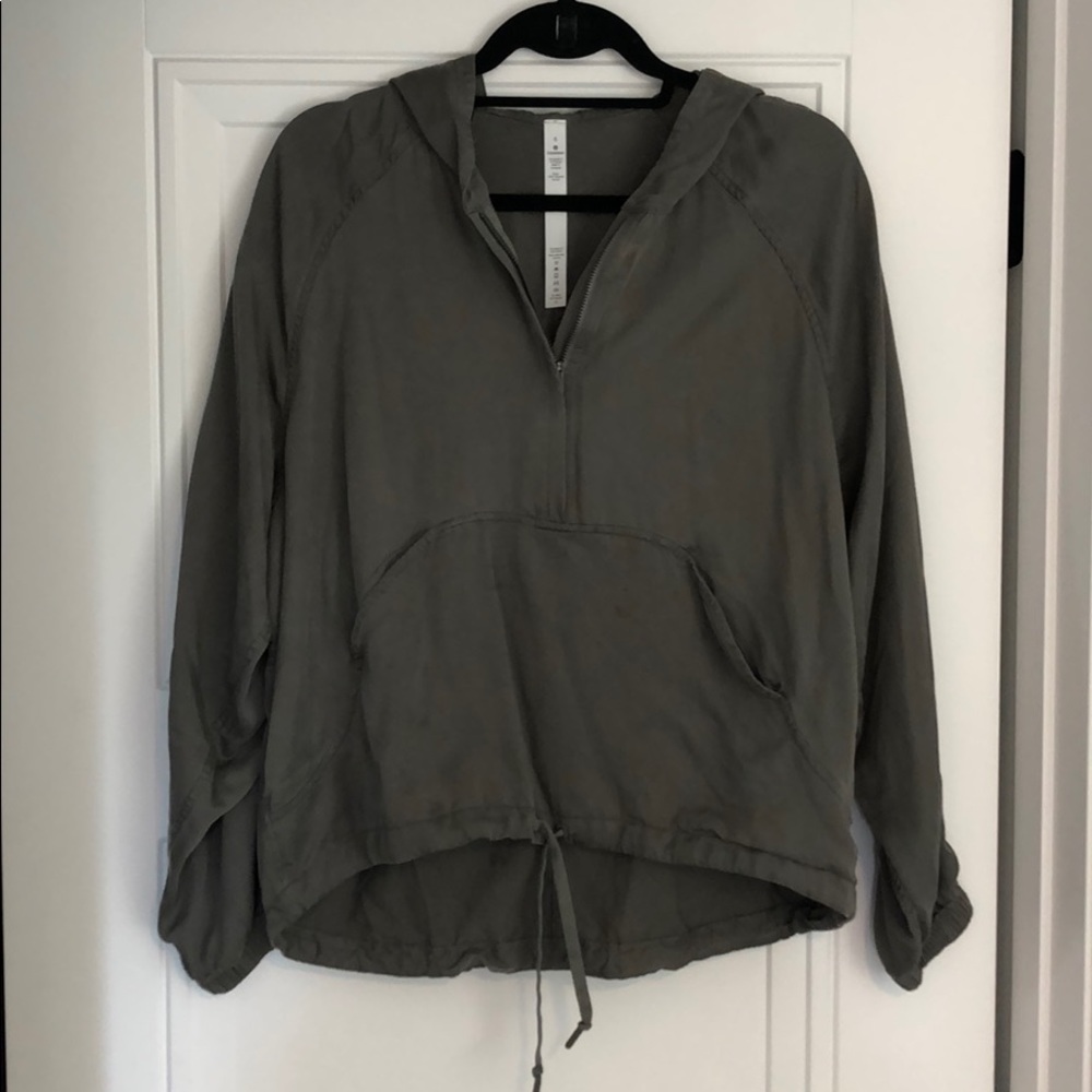 Lululemon green light weight jacket pullover